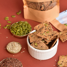 Load image into Gallery viewer, Organic Onion and Multi Seed Crackers
